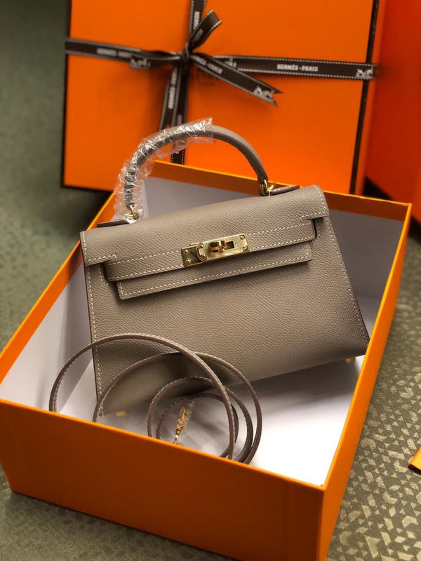 Hermès Kelly 25 Togo Leather Handbag