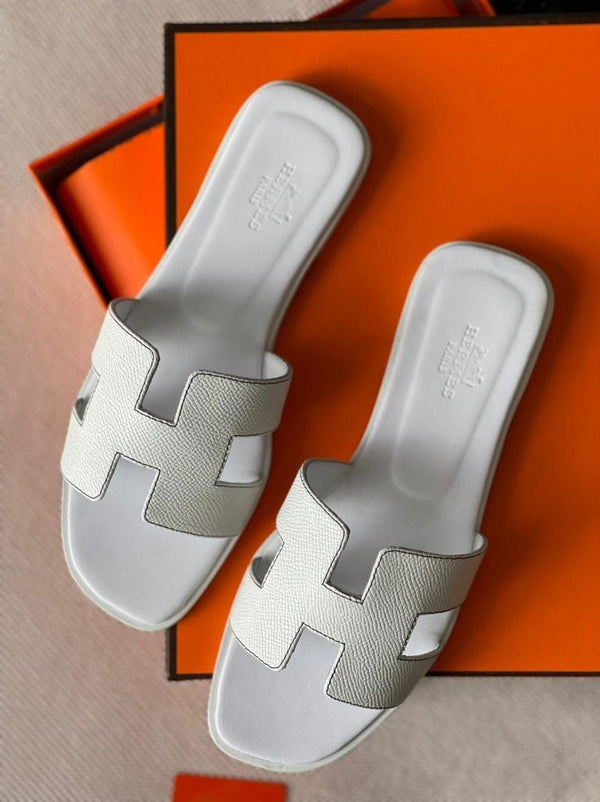 Hermès Oran Leather Sandals